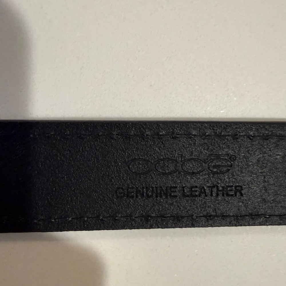 Oobe Black Leather Belt with Silver Buckle